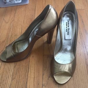 Taryn Rose peep toe 4 inch heels